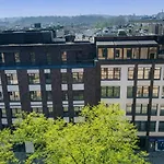 Inpoint Wawel View Apartments Between Old Town And Kazimierz Quarter 公寓式酒店 3*
