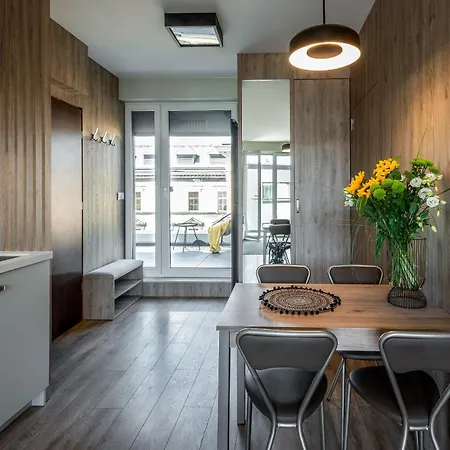 Inpoint Wawel View With Free Parking 아파트호텔