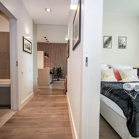 Apartmanhotel Inpoint Wawel View With Free Parking 4*