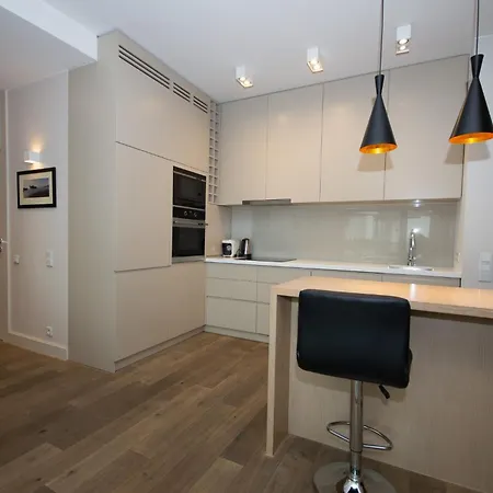 Inpoint Wawel View With Free Parking Apartmanhotel