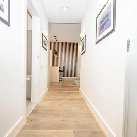 Inpoint Wawel View With Free Parking Apartmanhotel