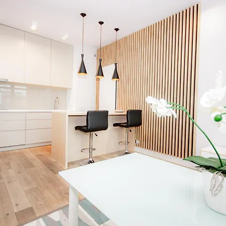 아파트호텔 Inpoint Wawel View With Free Parking 4*