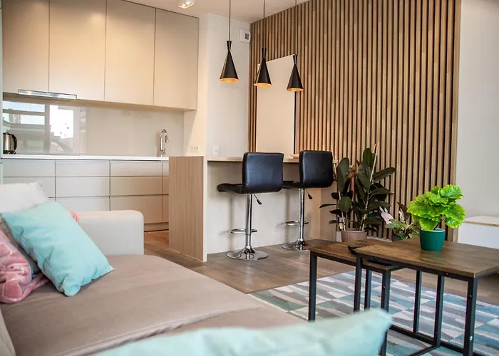 Apartahotel Inpoint Wawel View Apartments- Free Underground Parking 4*