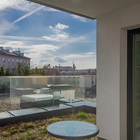 Aparthotel Inpoint Wawel View With Free Parking Krakow